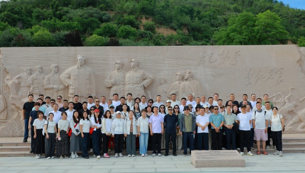 85e37f546a248e60d8117c79effe5336_副本.jpg